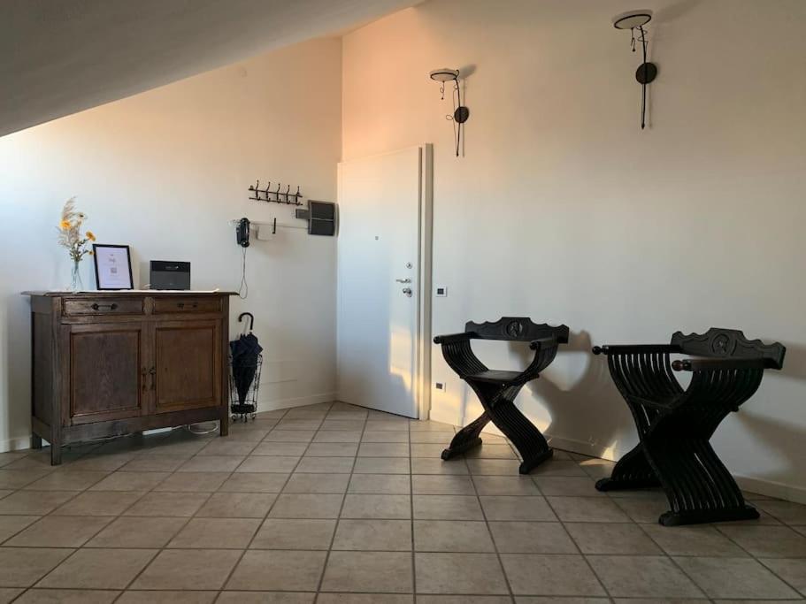 Mansarda Con Vista In Centro A Piacenza Apartman Kültér fotó